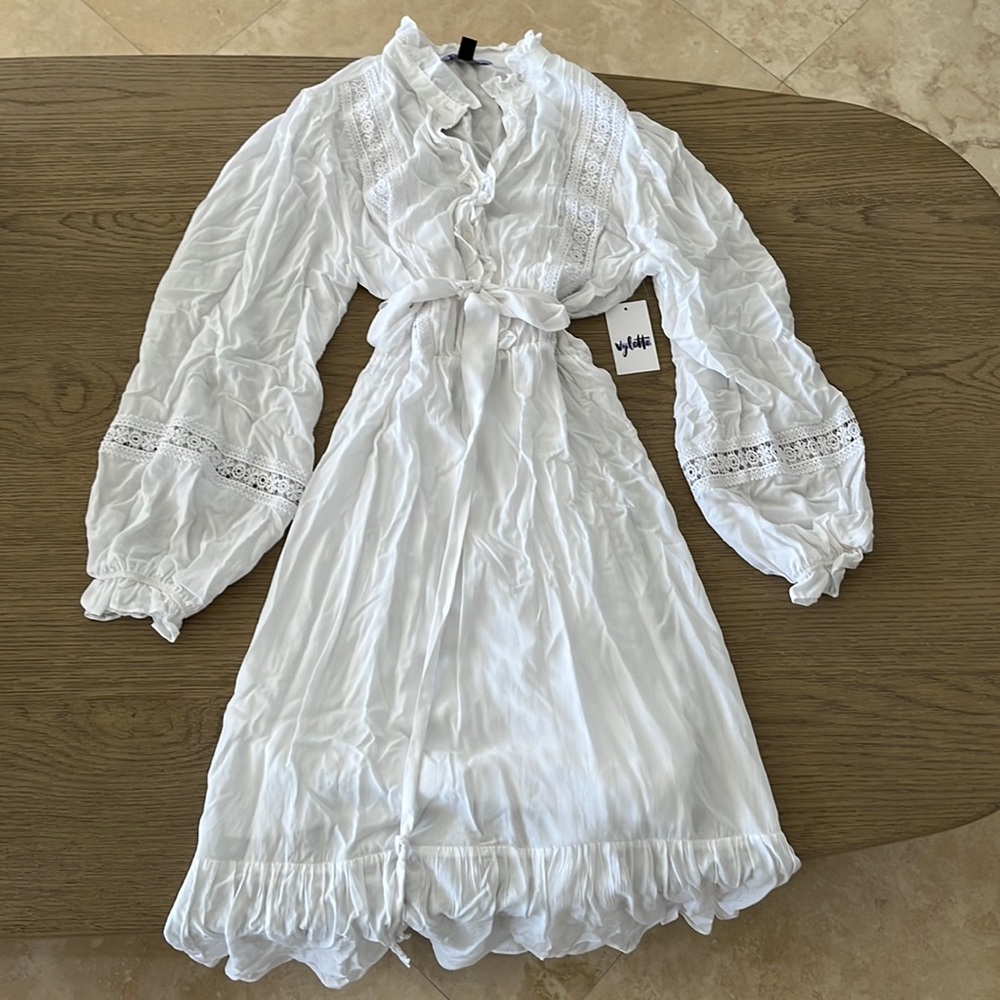 White midi poplin dress